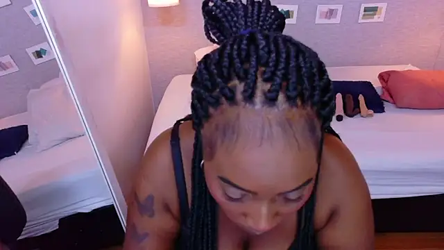 Czat XXX na żywo – kiara_evanss