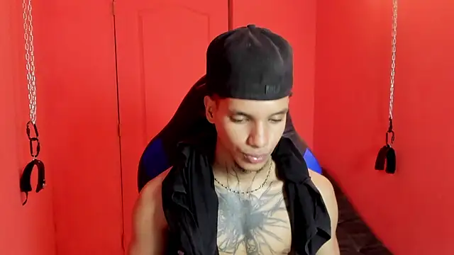 kai_storm77 Webcamshow