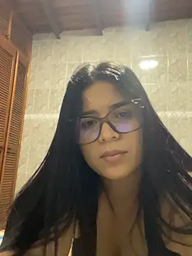 sara_alejandra 即時 XXX 聊天