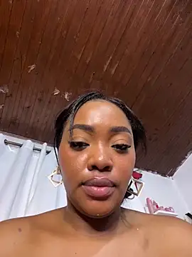 MonicaSex_ élő XXX-chatje