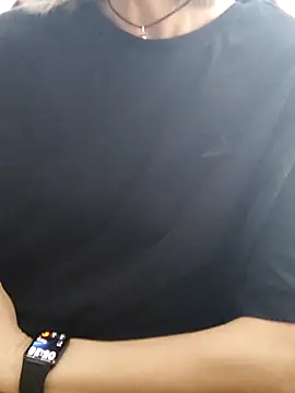 Aashikalaa's Live XXX Chat