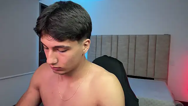 CHRIS_MORGAN1 Live XXX-Chat