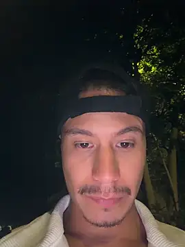 Czat XXX na żywo – DominickVegas
