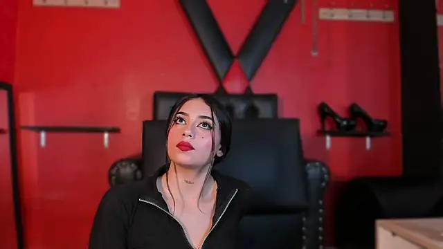 Živý XXX chat Monttserratt