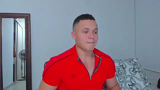 KingLevi01's Live XXX Chat