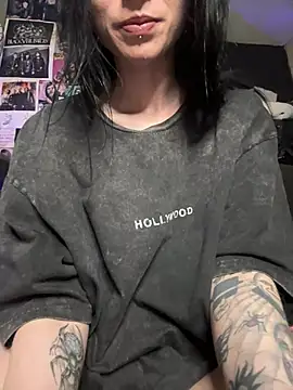 MissMidnightUK Webcamshow