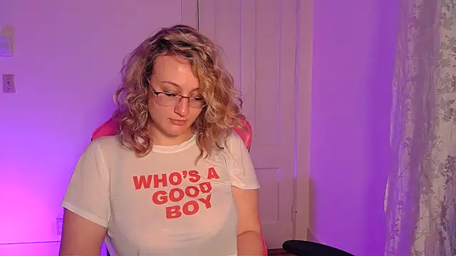 switchykitty live XXX chat