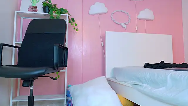SeleneGibson__'s Live XXX Chat