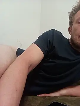 dark8in's Webcam Show