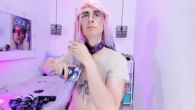 KimberlyJohnsoon Show Webcam