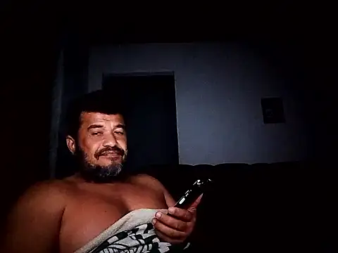 tarra122's Live XXX Chat