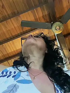 Sharongirl07's Live XXX Chat