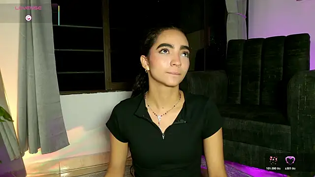 adelineevs Live XXX-chat