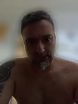 wifesfuckerpu webcam show