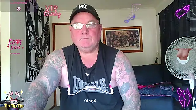 KINKYBLUEYES69 在線直播表演