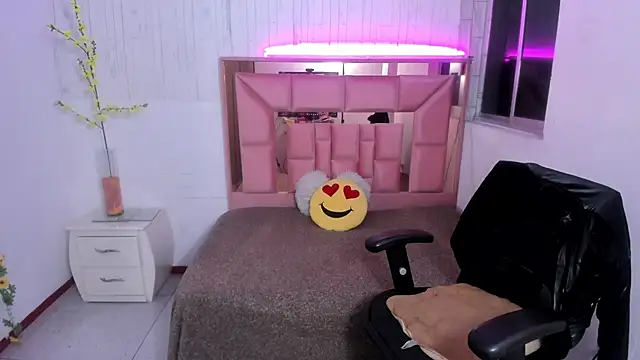 anna_moon11のライブXXXチャット
