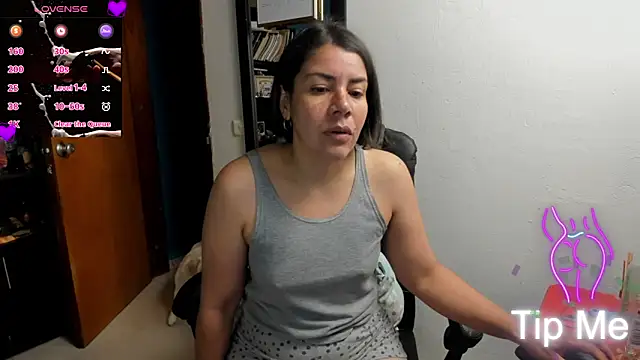 peanut_tangerine's Live XXX Chat