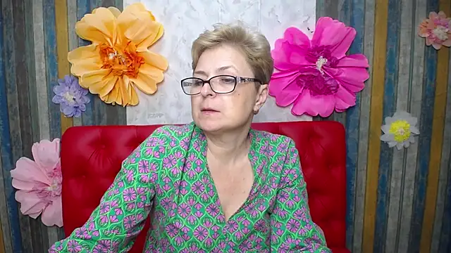 Chatroom XXX en direct de EmiliaGree