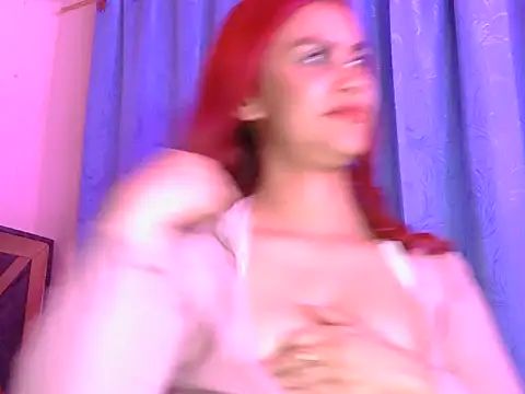 Živý XXX chat tinny_emiily