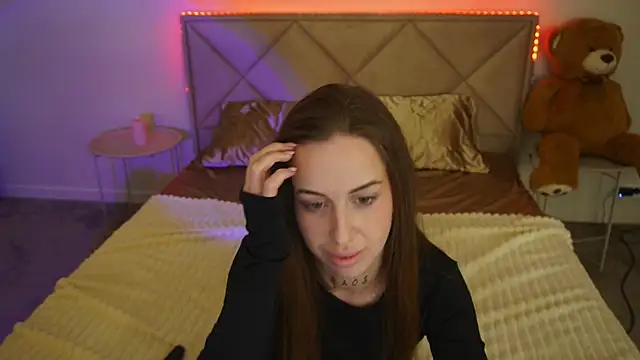 IsabelleDiorr élő XXX-chatje