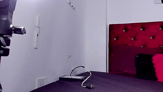 ThiagoSexy005's Live XXX Chat