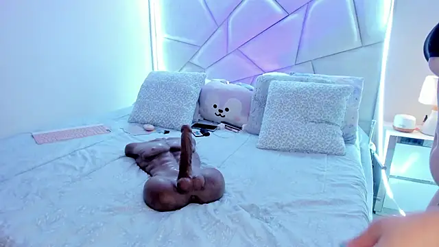 Sweeetcurvyx's Live XXX Chat