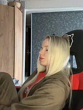 SIMBA_BOS Adlı Modelin Canlı XXX Sohbeti