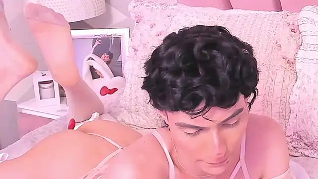 KylieMonnett Chat XXX in diretta