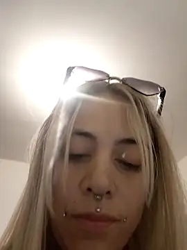 sofigirlgold Webcam Show