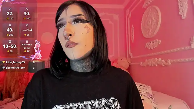 Chat +18 de Kat_VonDe ao vivo