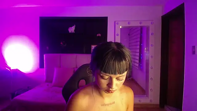 _ceeleste_cute_ Chat XXX in diretta