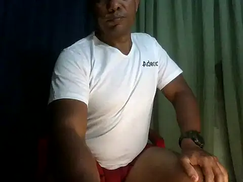 bigblackcock75 webcam show