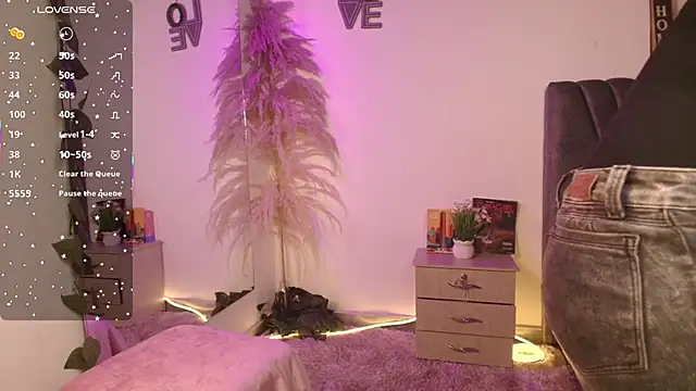 miaoconell Adlı Modelin Canlı XXX Sohbeti