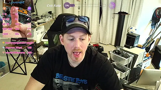 Онлайн чат XXX 9VOLTT
