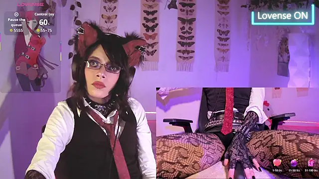 Show modela VelvetNyxx na web-kameri