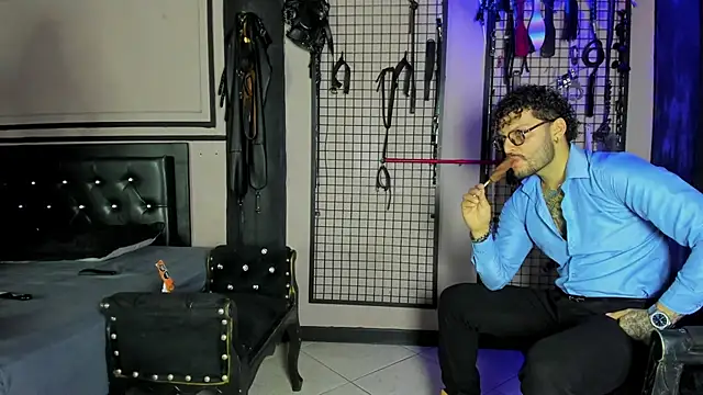 دردشة Twisted_Fantasy الجنسية المباشرة