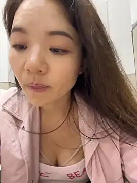 xiaochengzi505 网络视讯表演