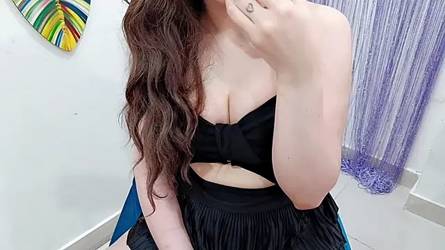 دردشة Ari-sweety الجنسية المباشرة