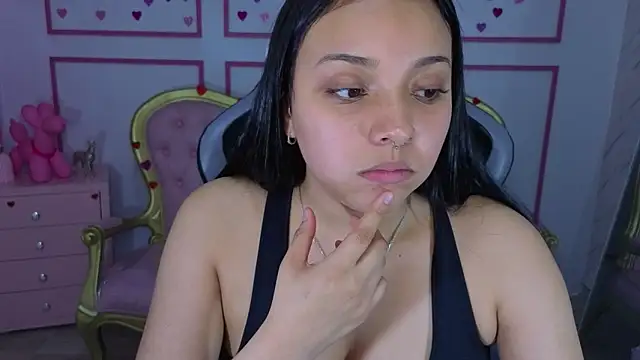 lia_harper_t Live XXX Chat