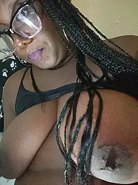 sexypatty11 Adlı Modelin Canlı XXX Sohbeti