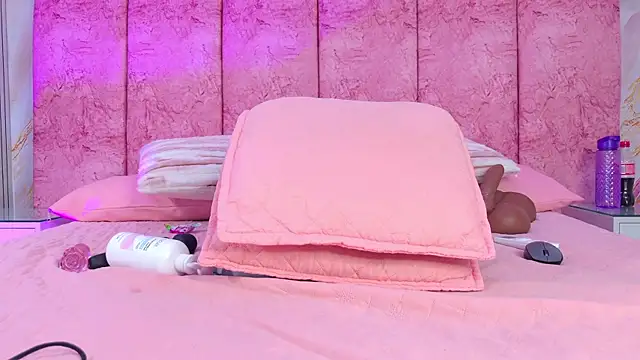 emmacurvy's Live XXX Chat