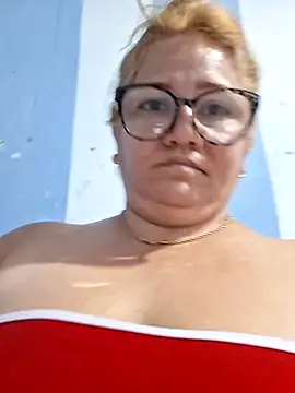 Chat +18 de Carlotaazul ao vivo