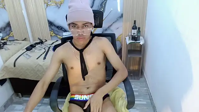 XXX chat uživo modela DaviidBuckx_