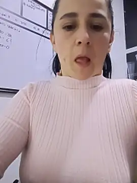 Sex_Annie Chat XXX live