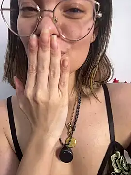 Zyrella's Live XXX Chat