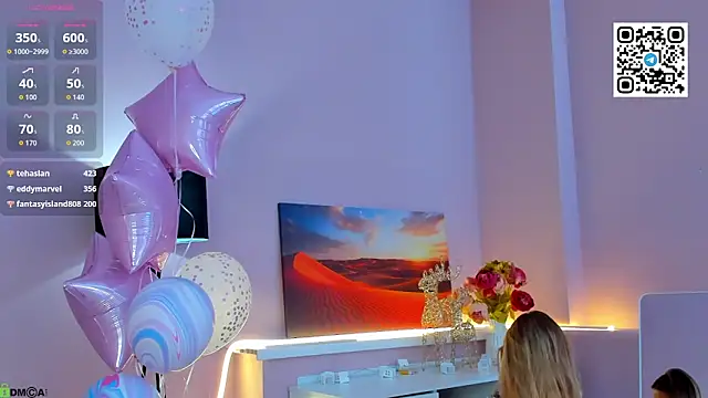 Chatroom XXX en direct de CherryLexi_