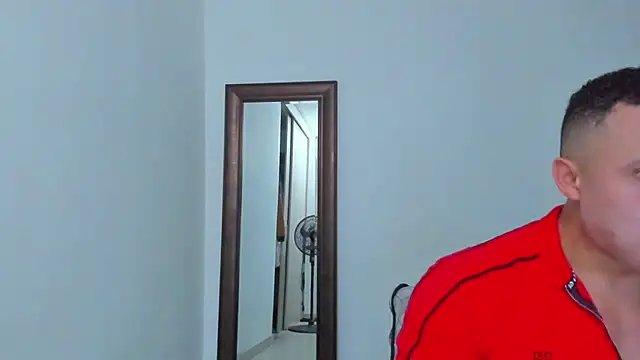 KingLevi01's Live XXX Chat