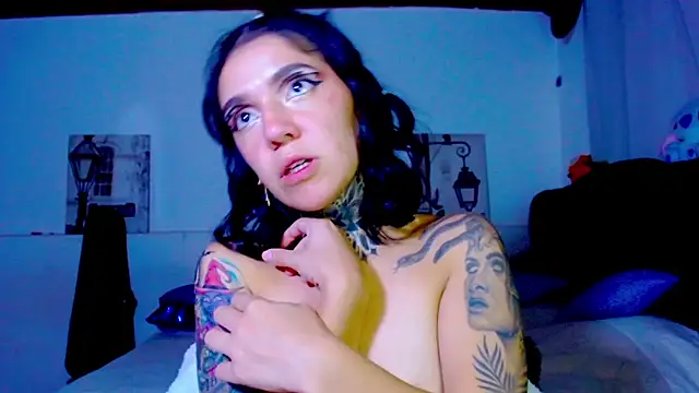LannieGonzales Adlı Modelin Canlı XXX Sohbeti