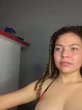 Show Webcam de Daniela_hot23