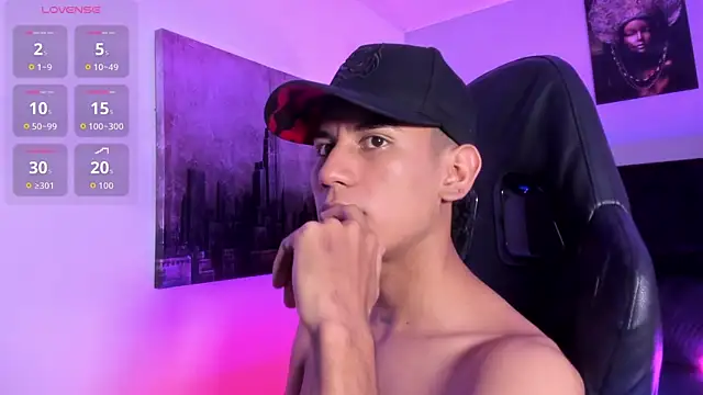 Damien_Howard Live XXX-chat